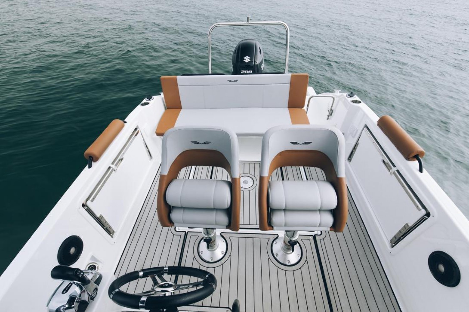 slider 2 Beneteau Flyer 7 SPACEdeck